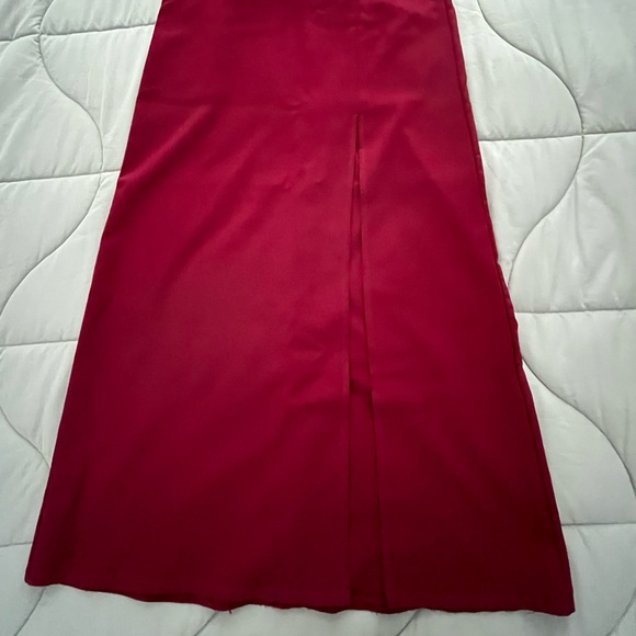 Lulu’s Burgundy Cut Off Cap Sleeve Dress - Picture 2 of 6